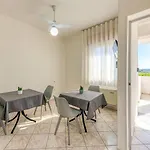 Almaredamarra A 50 M Dalla Sabbiosa E 200 M Dal Centro בית הארחה