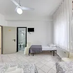 Almaredamarra A 50 M Dalla Sabbiosa E 200 M Dal Centro Konukevi 3*