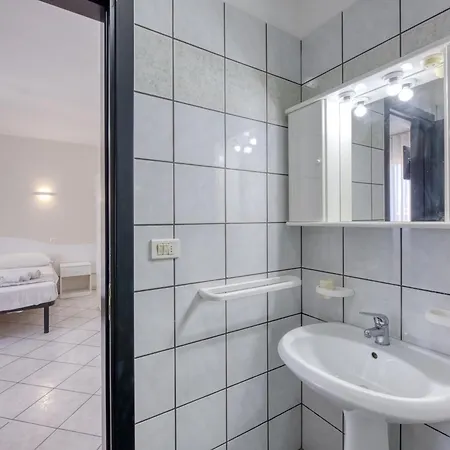 Almaredamarra A 50 M Dalla Sabbiosa E 200 M Dal Centro Gæstehus 3*