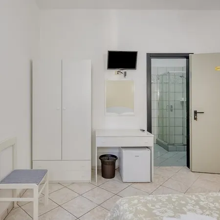 Almaredamarra A 50 M Dalla Sabbiosa E 200 M Dal Centro 3* Torre San Giovanni Ugento