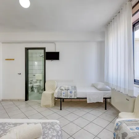 招待所 Almaredamarra A 50 M Dalla Sabbiosa E 200 M Dal Centro 3*