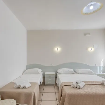 Guest house A 50 M Dalla Sabbiosa E 200 M Dal Centro