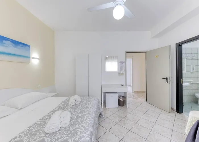 Gæstehus Almaredamarra A 50 M Dalla Sabbiosa E 200 M Dal Centro 3*